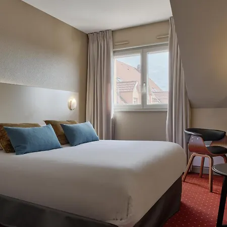 Restaurant Crystal ホテル エルスタン