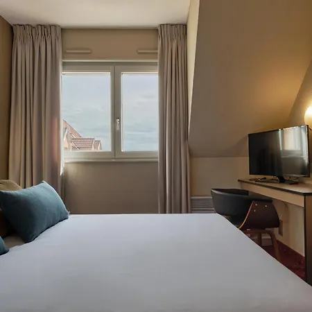 Restaurant Crystal 3* エルスタン