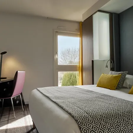 ホテル Restaurant Crystal