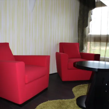 Restaurant Crystal 3* エルスタン