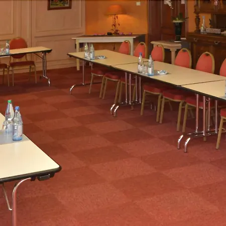 Hotel Restaurant Crystal 3*