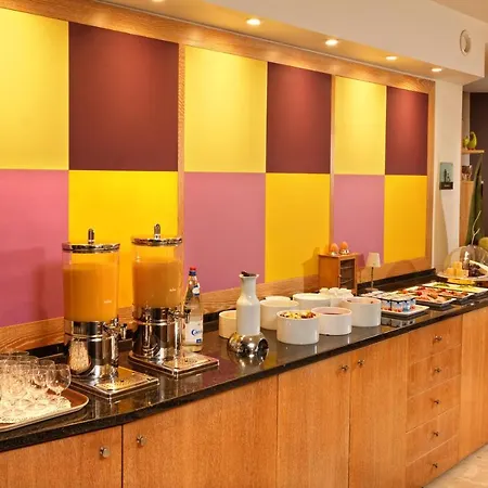 Hotel Restaurant Crystal 3*