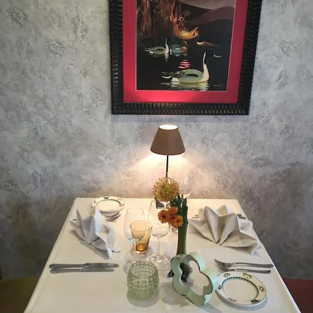 Hotel Restaurant Crystal 3*