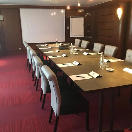 Restaurant Crystal Hotel 3*